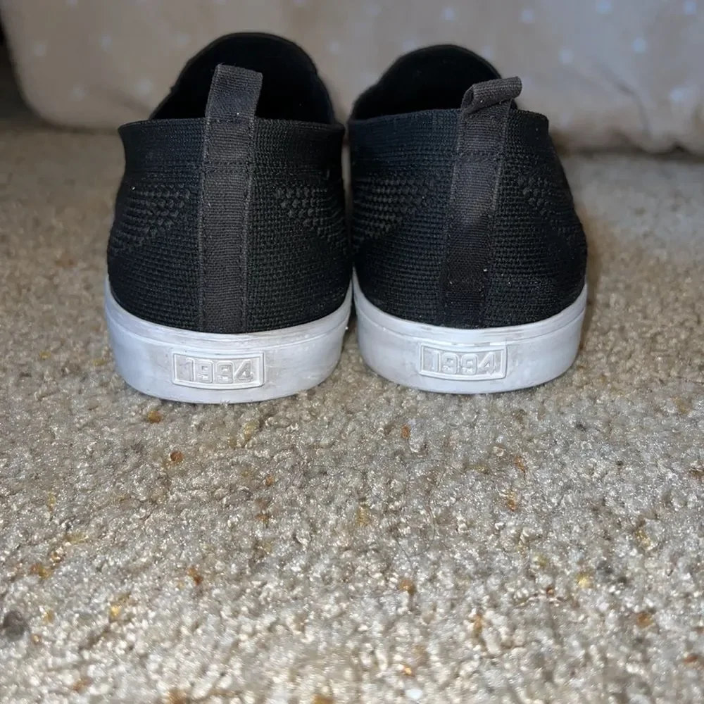 Old Navy - boys jet black and white slip on sneakers